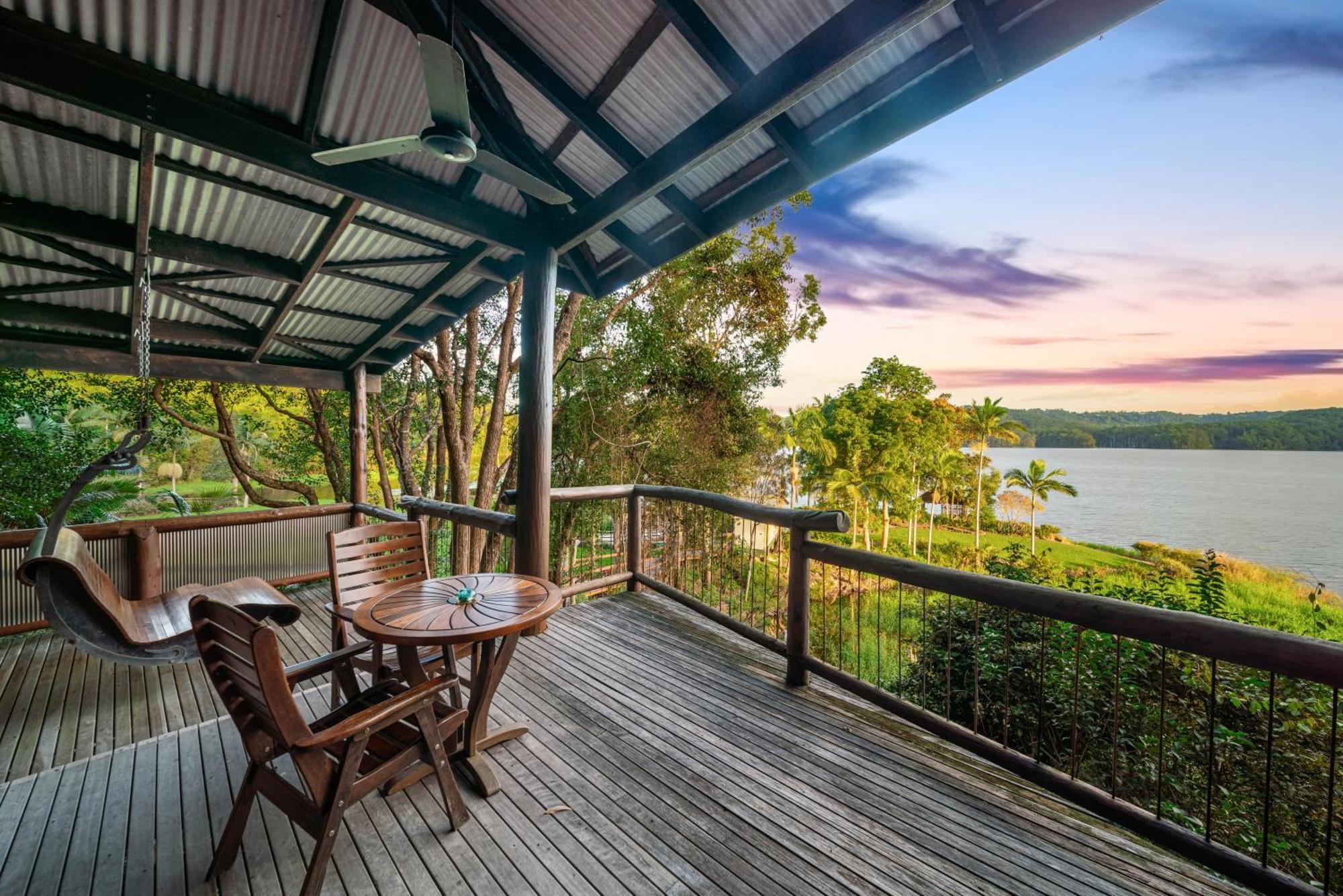 Secrets On The Lake Montville Quarto foto