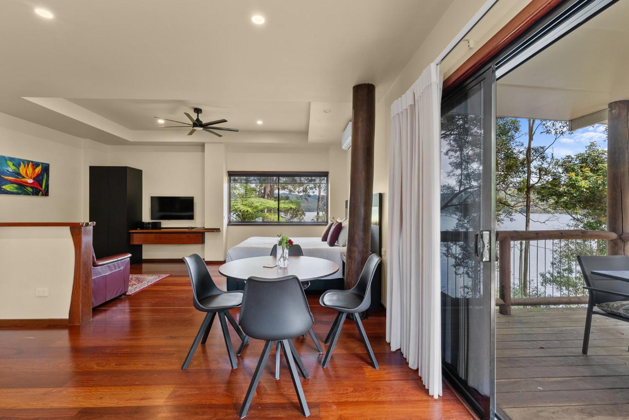 Secrets On The Lake Montville Exterior foto