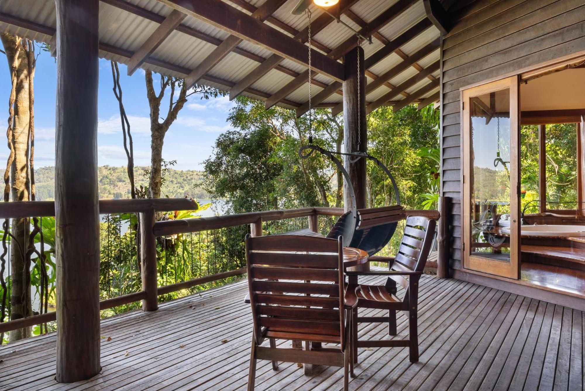 Secrets On The Lake Montville Exterior foto